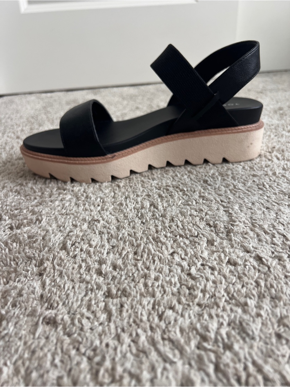 torrid Black Dual-Strap Slingback Platform Sandals - Picture 5 of 7